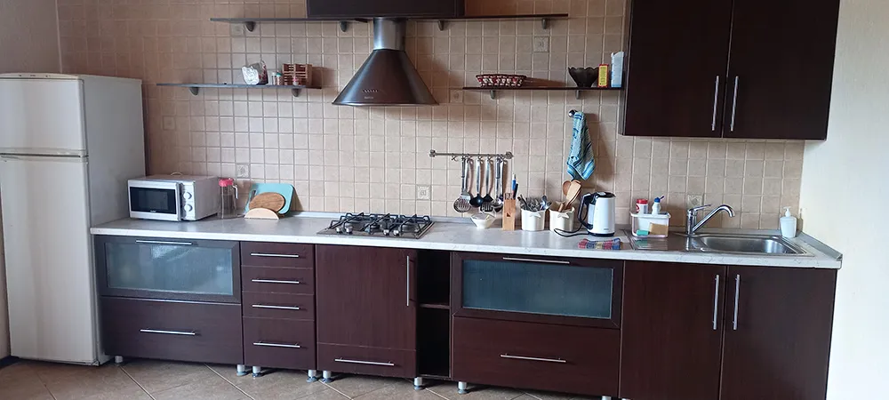 снять гостиницу